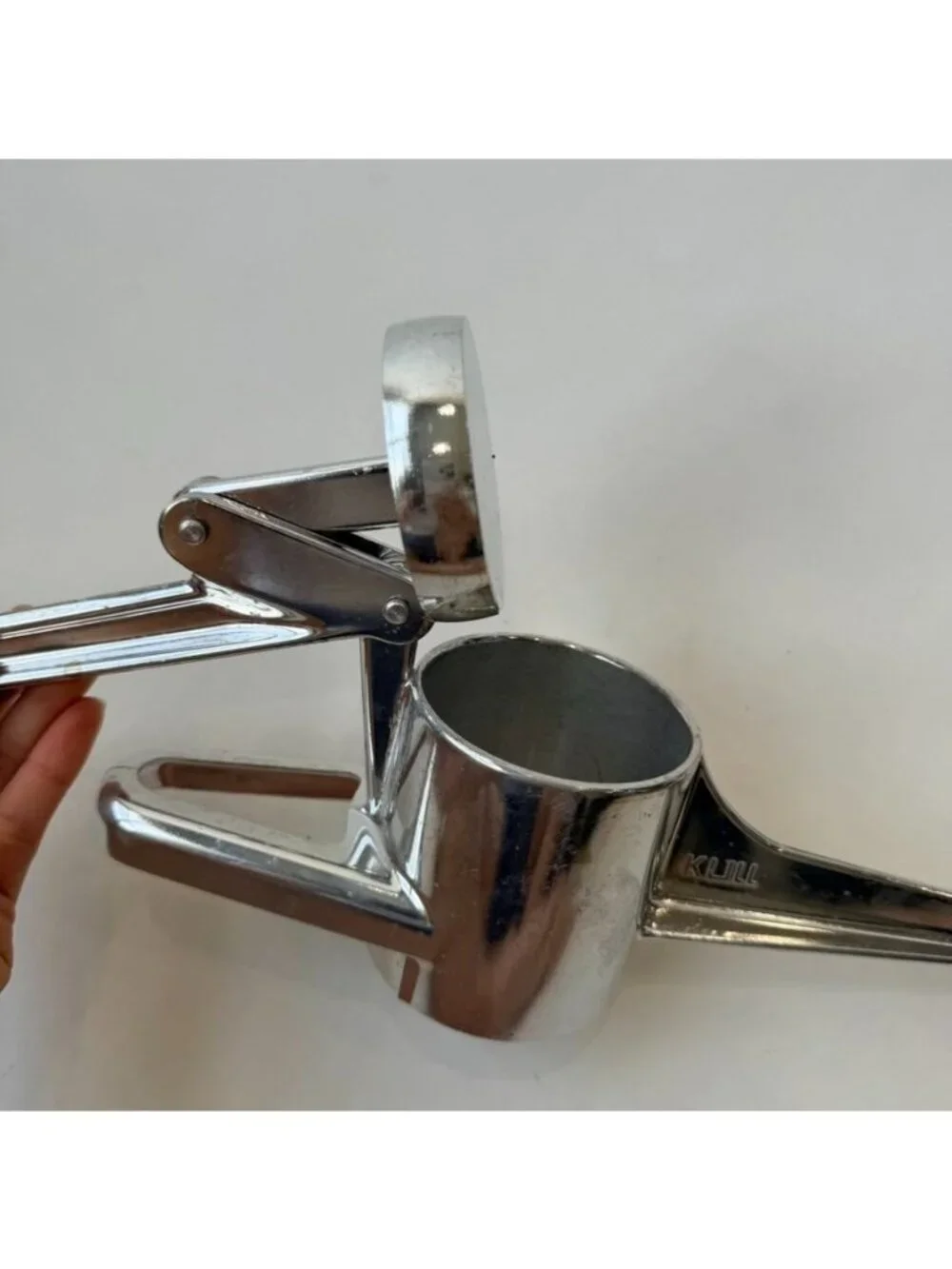 Kull Heavy Duty Garlic Press Metal Kitchen Tool Silver See Measurements